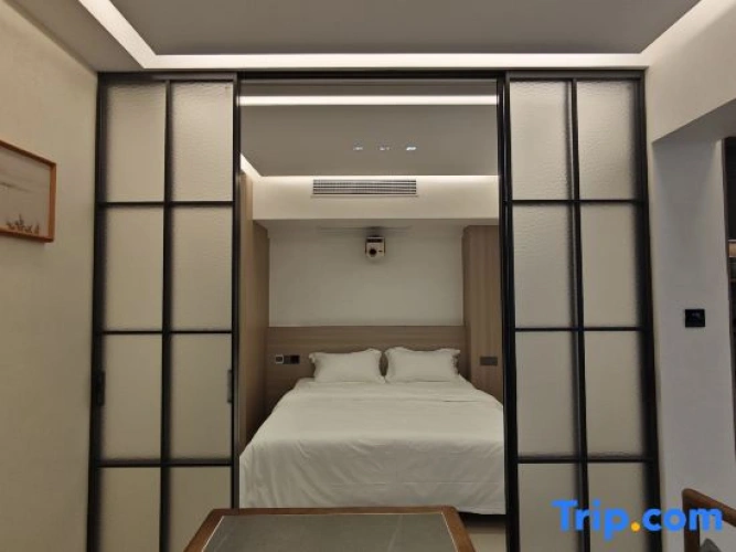 2 Bedrooms Suite