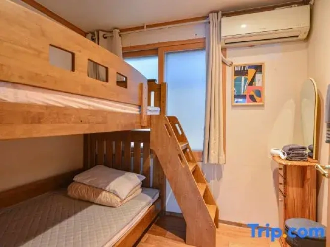 Bed in Dorm (female dorm)