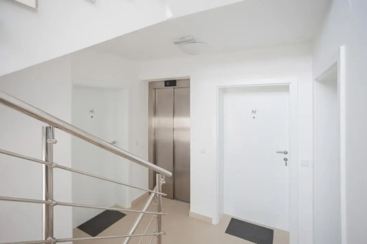 Studio with balcony and with sea view