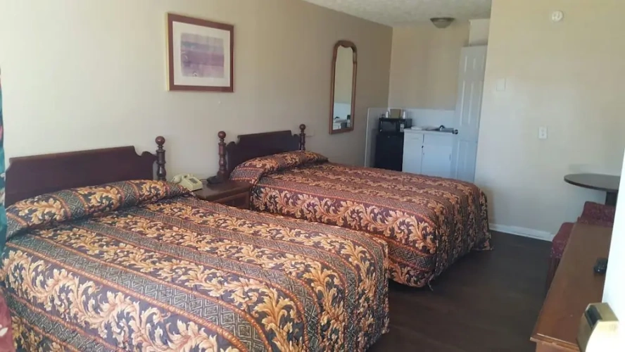 Classic Quadruple room