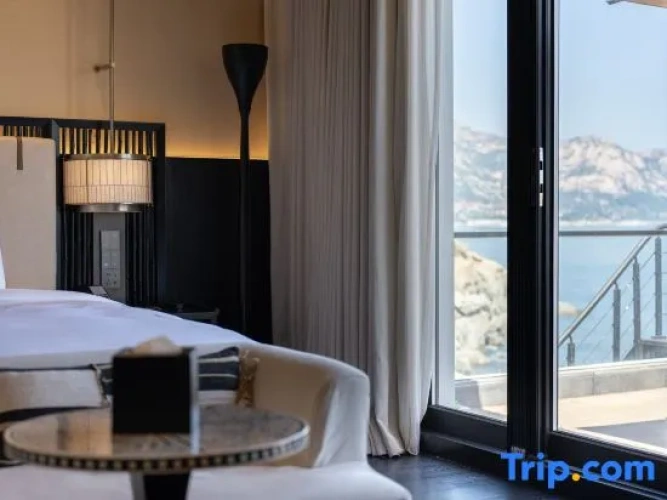 Deluxe Twin room with sea view
