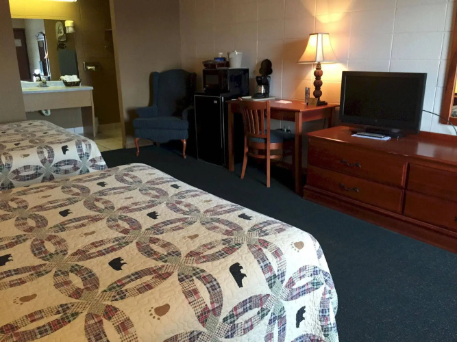 Mountain Breeze Motel