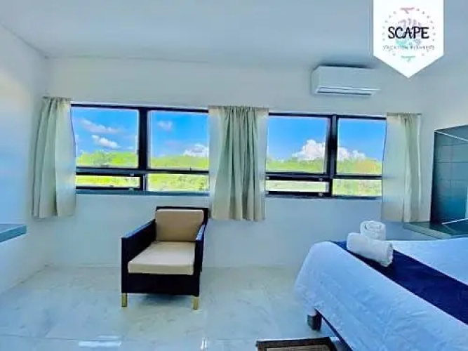 Hotel Suites DLT