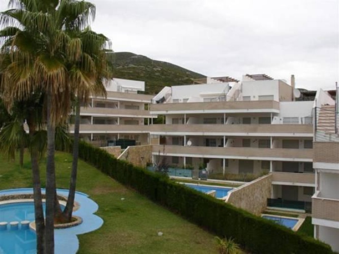 2 Bedrooms Single Apartment