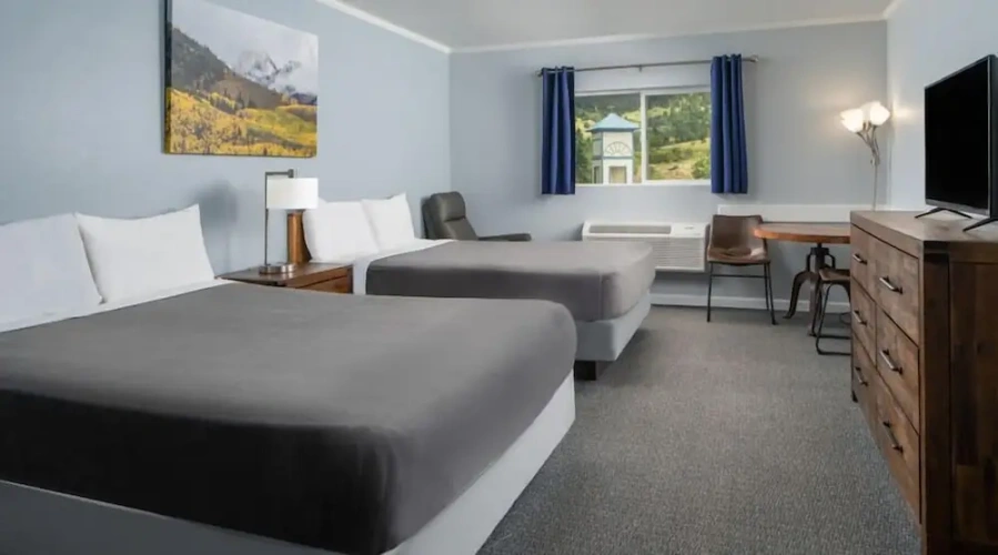 Economy Quadruple room