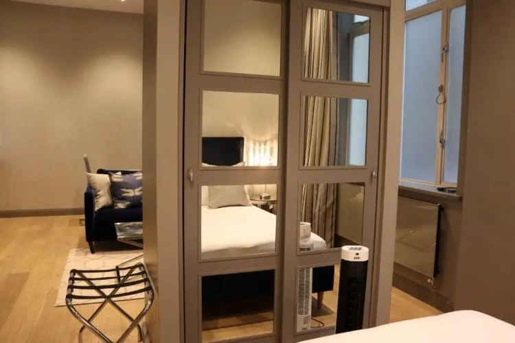 1 Bedroom Premium Double Apartment