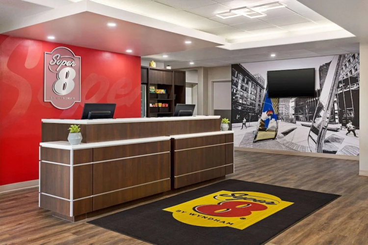 Super 8 Calgary Shawnessy Area