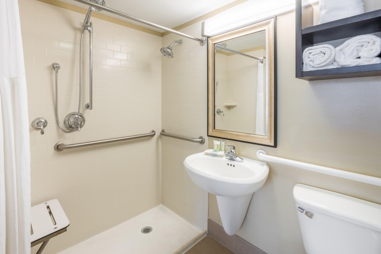Quadruple Suite