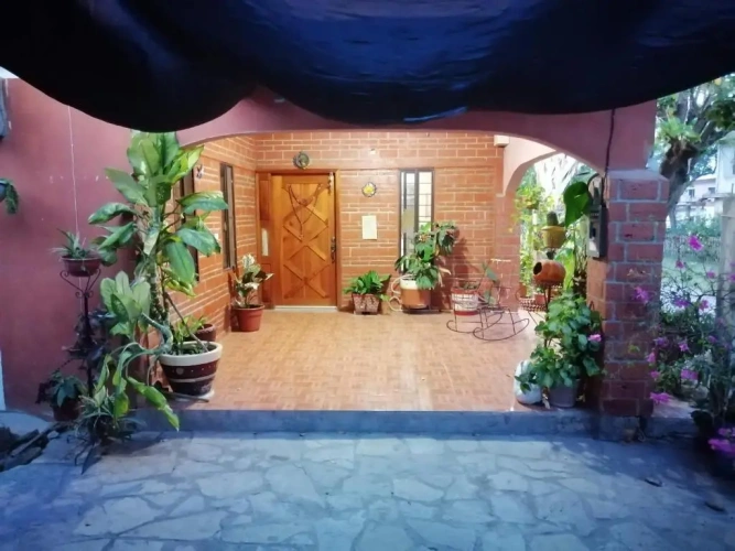 2 Bedrooms Cottage
