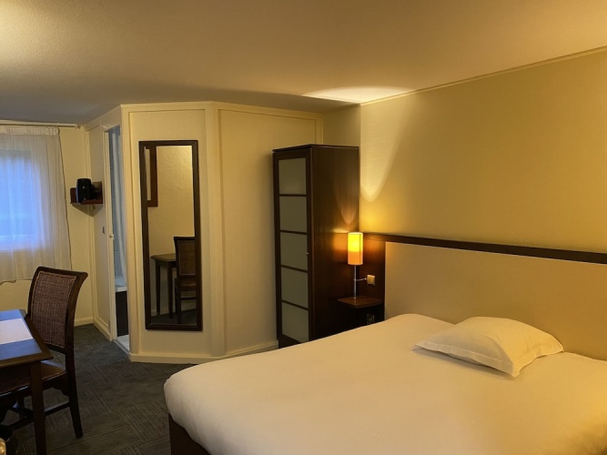 Guest rooms