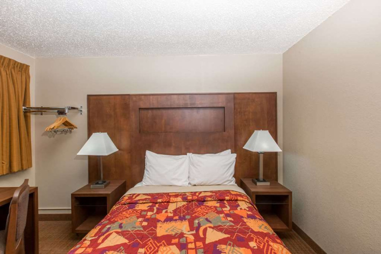 Days Inn Pierre