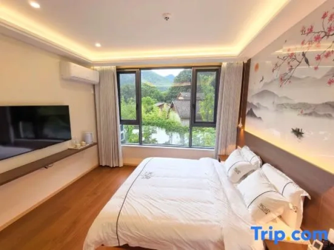 Standard Double room with mountain view