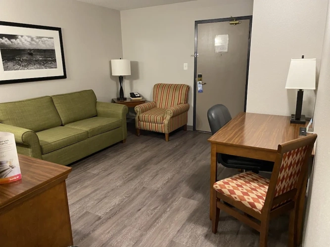 1 Bedroom Suite