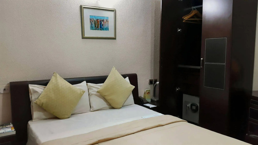 M Plaza Hotel