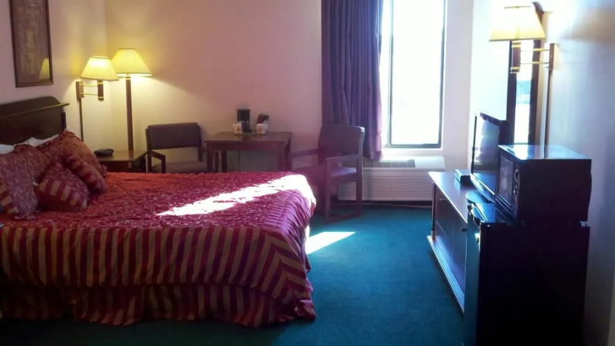 Oakland Inn