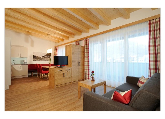 2 Bedrooms Apartment