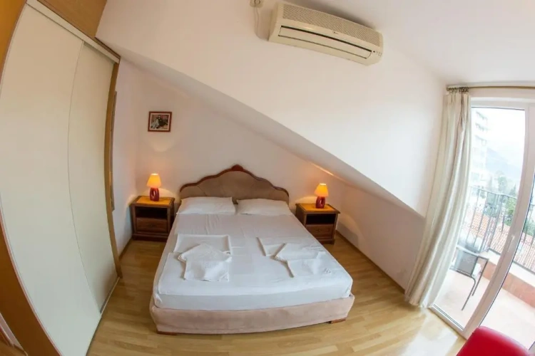 Standard Double room with balcony and with sea view