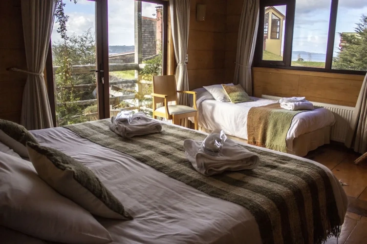 Standard Triple room with balcony