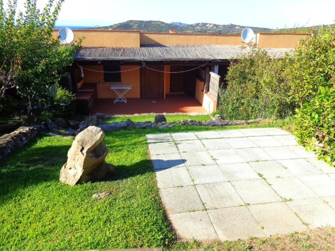 2 Bedrooms Cottage
