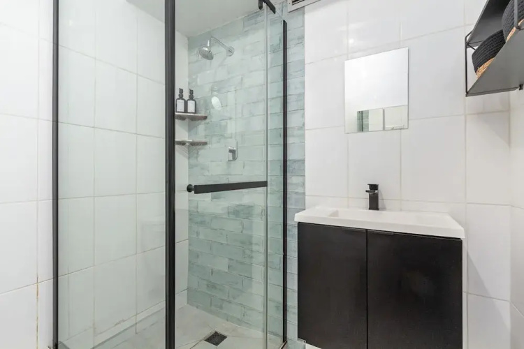 104 Hideaway Loft Studio