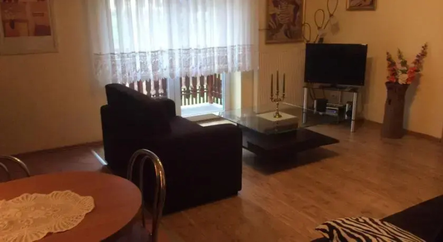 Apartament Stroma 4