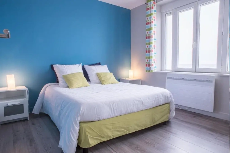 2 Bedrooms Apartment