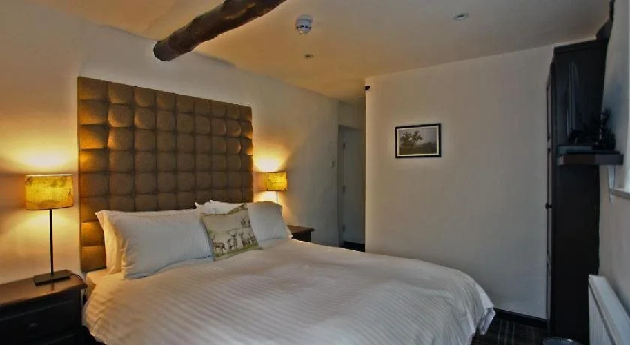 The White Lion Inn