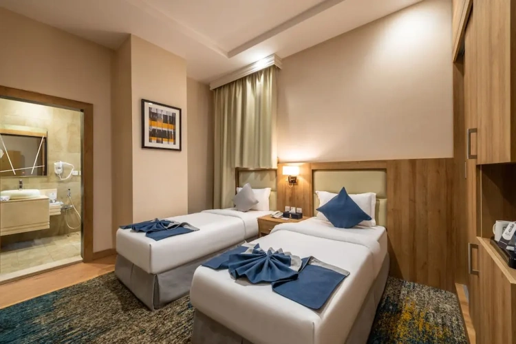 Standard Twin room