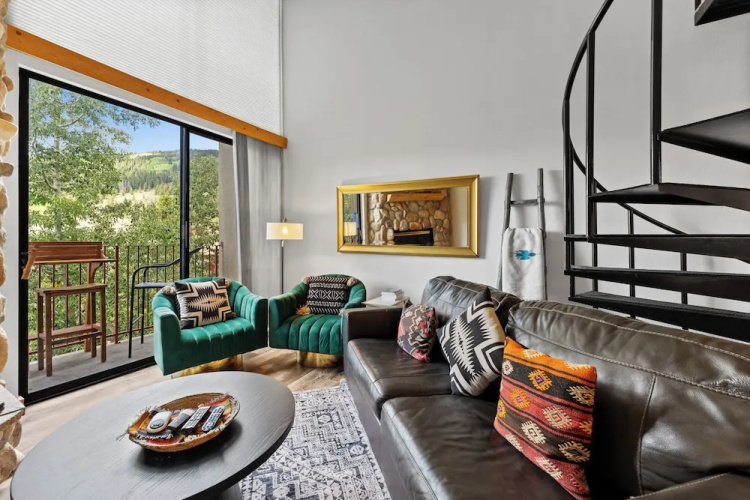 Summit House East #313