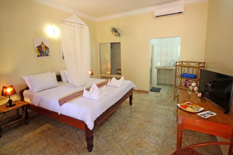 Standard Double room with view