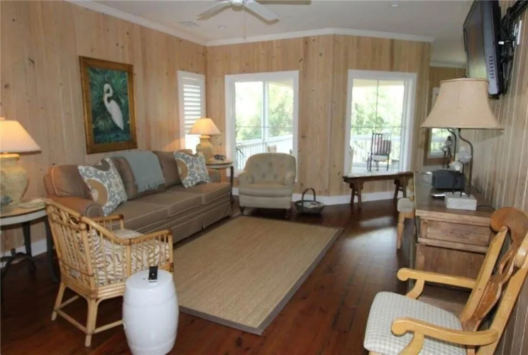 Creekside Cottage