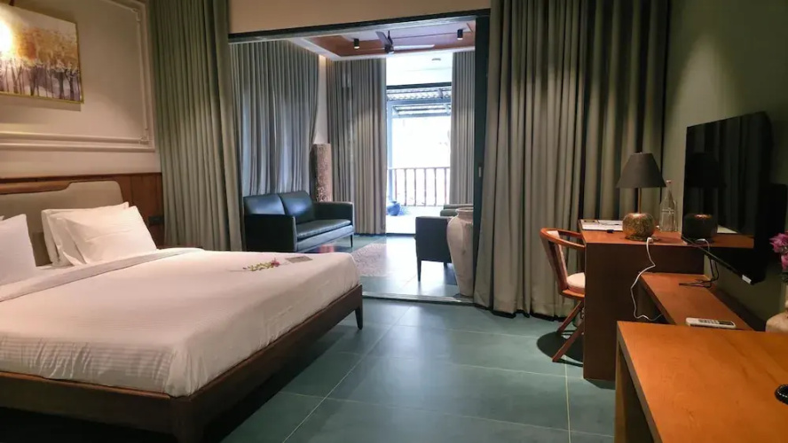 Mango Lantern Villa, Kollam