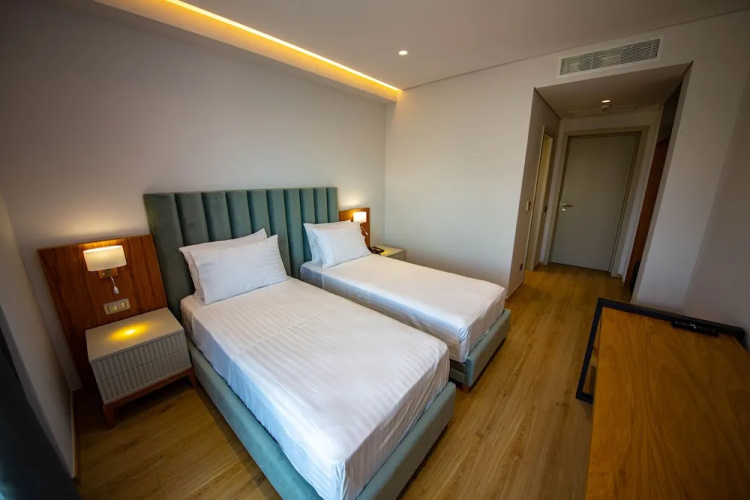 El Primero Hotel