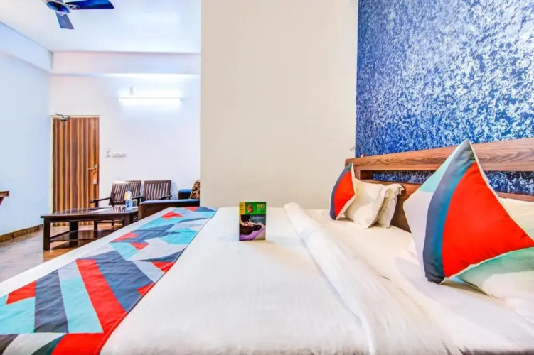FabExpress Global Inn