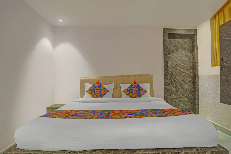 Fabhotel Stay With Inn