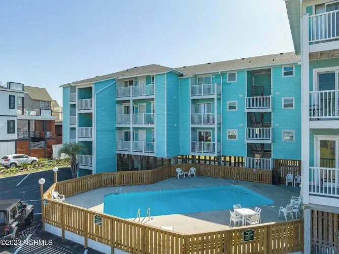 3 Bedrooms Standard room with balcony