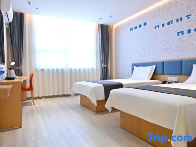 Standard Twin Family room