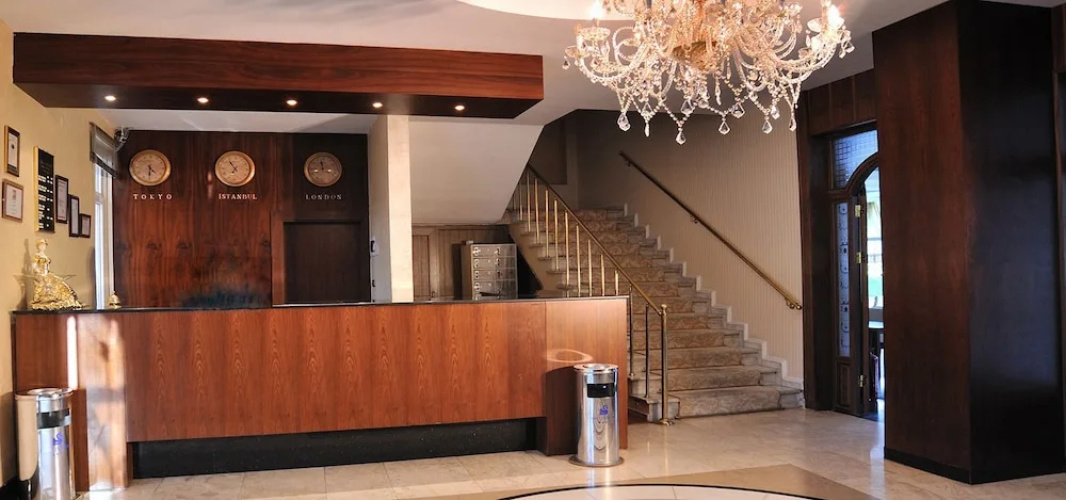 Pelikan Otel