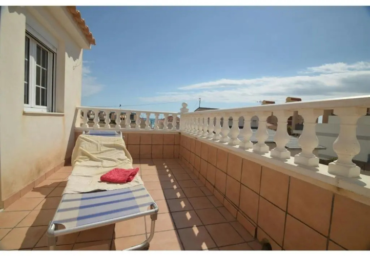 30 Beach House - BBQ & Terrace