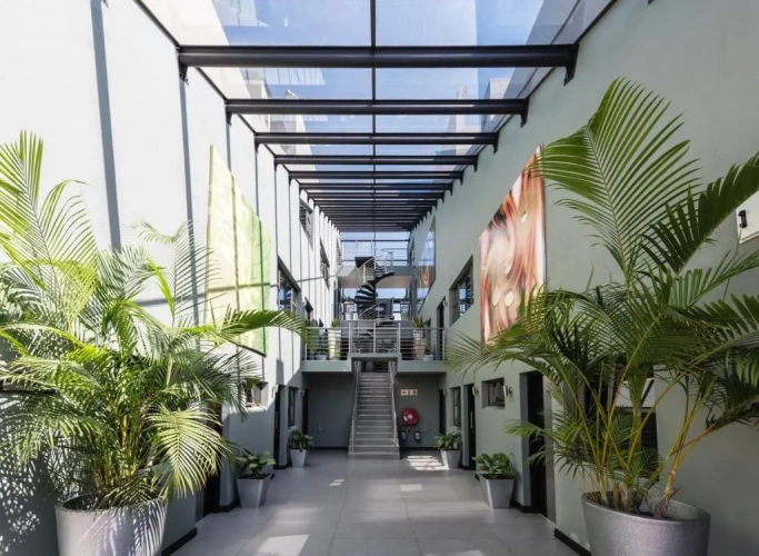 1 Bedroom Apartment with garden view