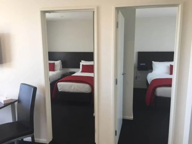 2 Bedrooms Quadruple Apartment