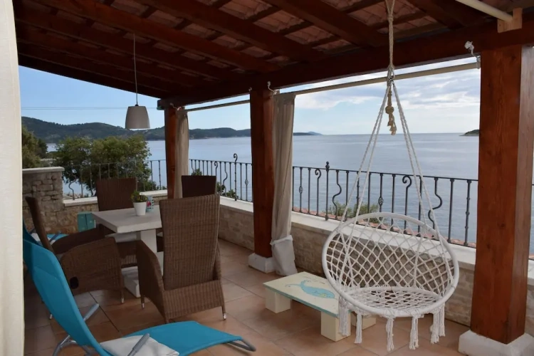Premium Apartment