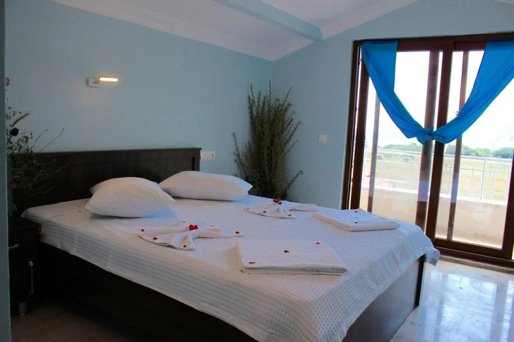 Hotel Emir Palas