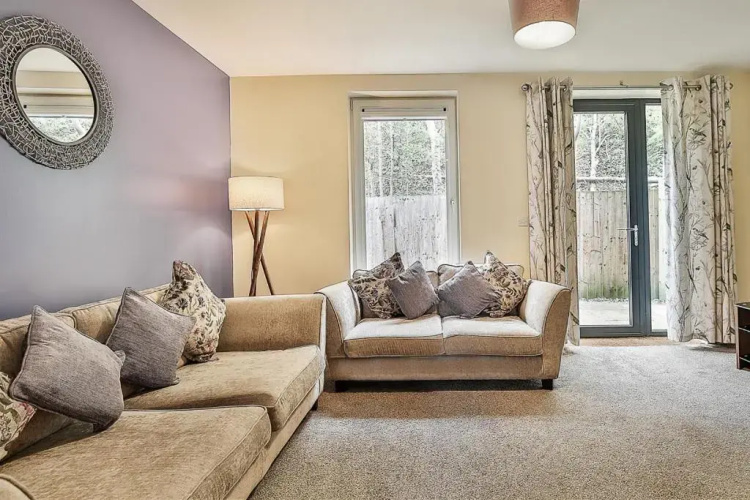 Exclusive - Stunning City Centre House! Parking