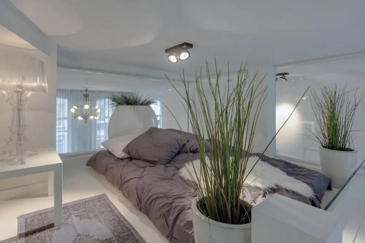Design Apartment With Balcony