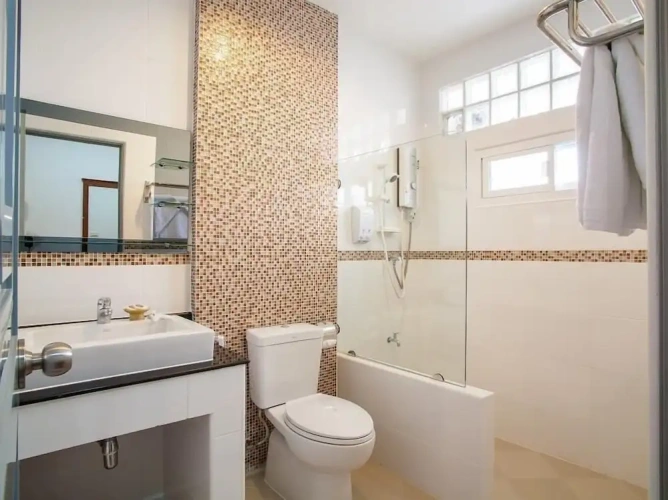 Deluxe Double room with balcony and with city view