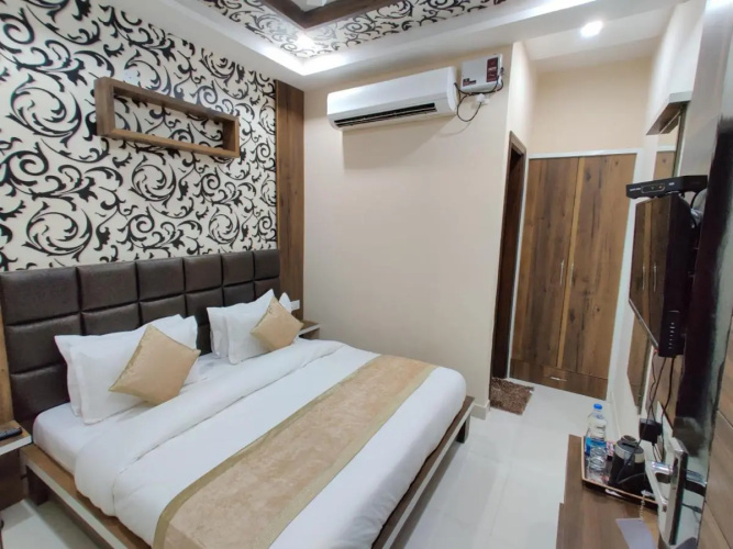 Guntas Residency