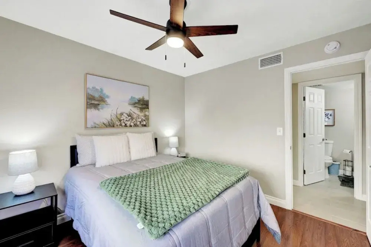 A- Zlv Home 2