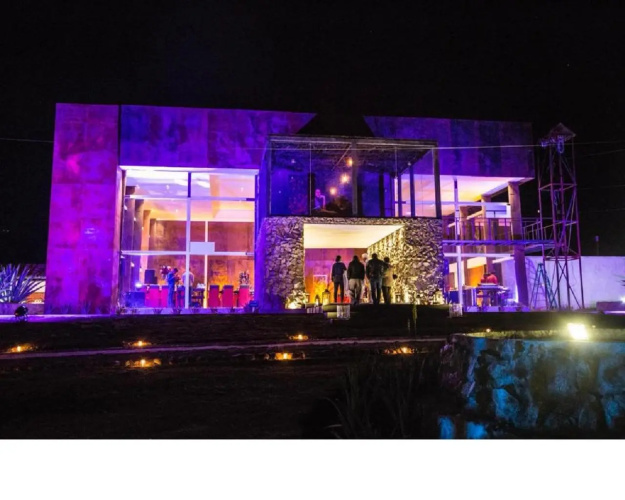 Tunas & Cabras Hotel