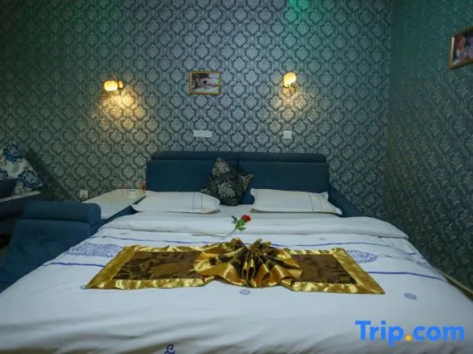 Yuelai Apartment Hostel